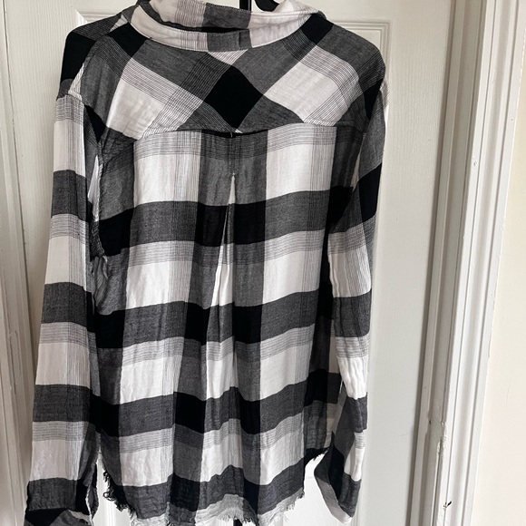 Antropology Cloth & Stone Black and White Plaid Button Down cotton Shirt - Picture 4 of 8